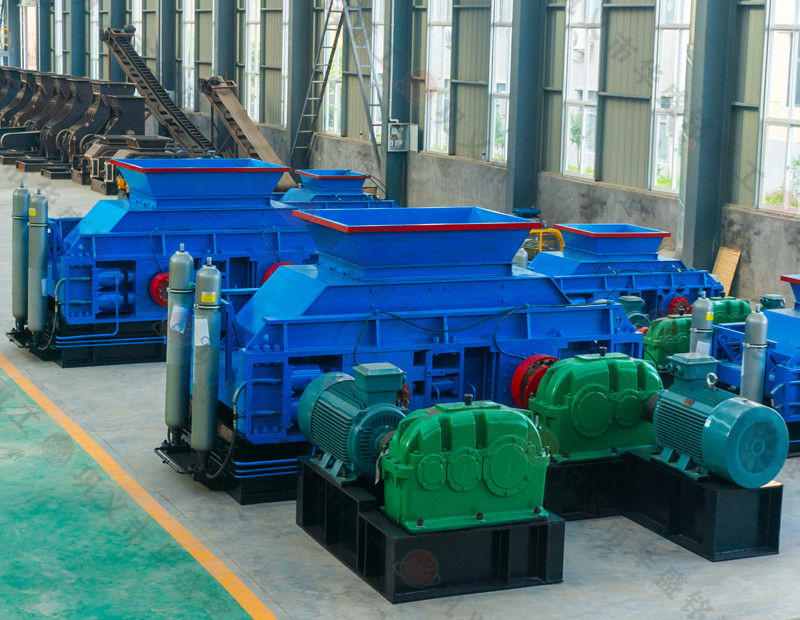 石英砂加工設備制砂機，小型石英砂制砂機多少錢？