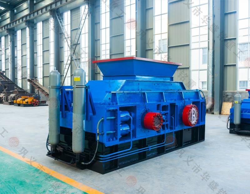 火山巖液壓對輥制砂機報價是多少？河南哪家好呢？