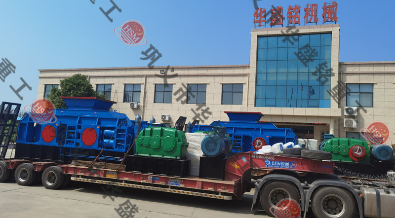 兩臺(tái)1810型液壓對輥制砂機(jī)發(fā)往河北秦皇島